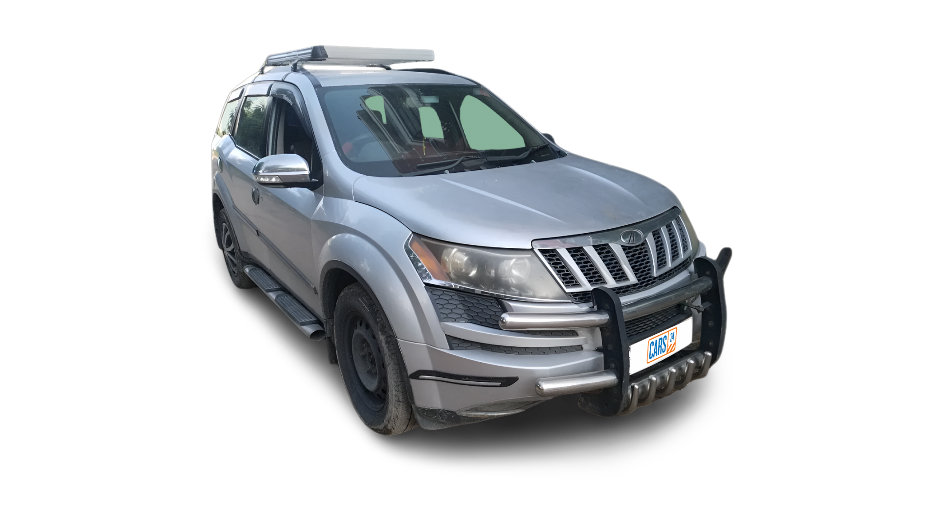 Mahindra XUV500-img